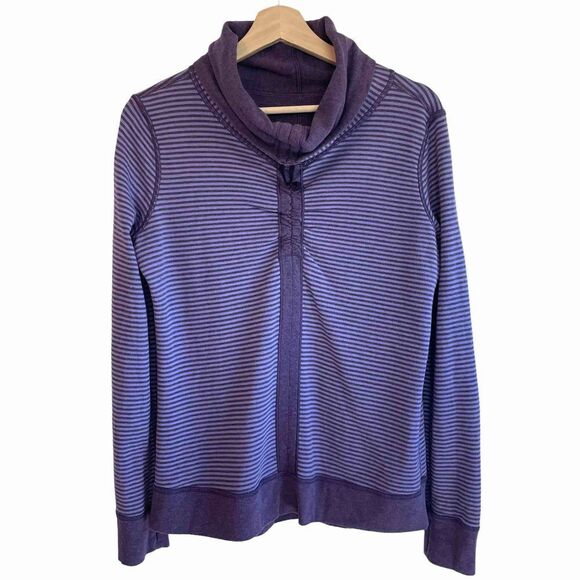 Lululemon In a Cinch Reversible Pullover Purple Top - Picture 9 of 14